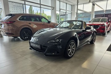 MX-5 2ST 1.5L SKYACTIV-G 132KM RWD Kazari 6MT